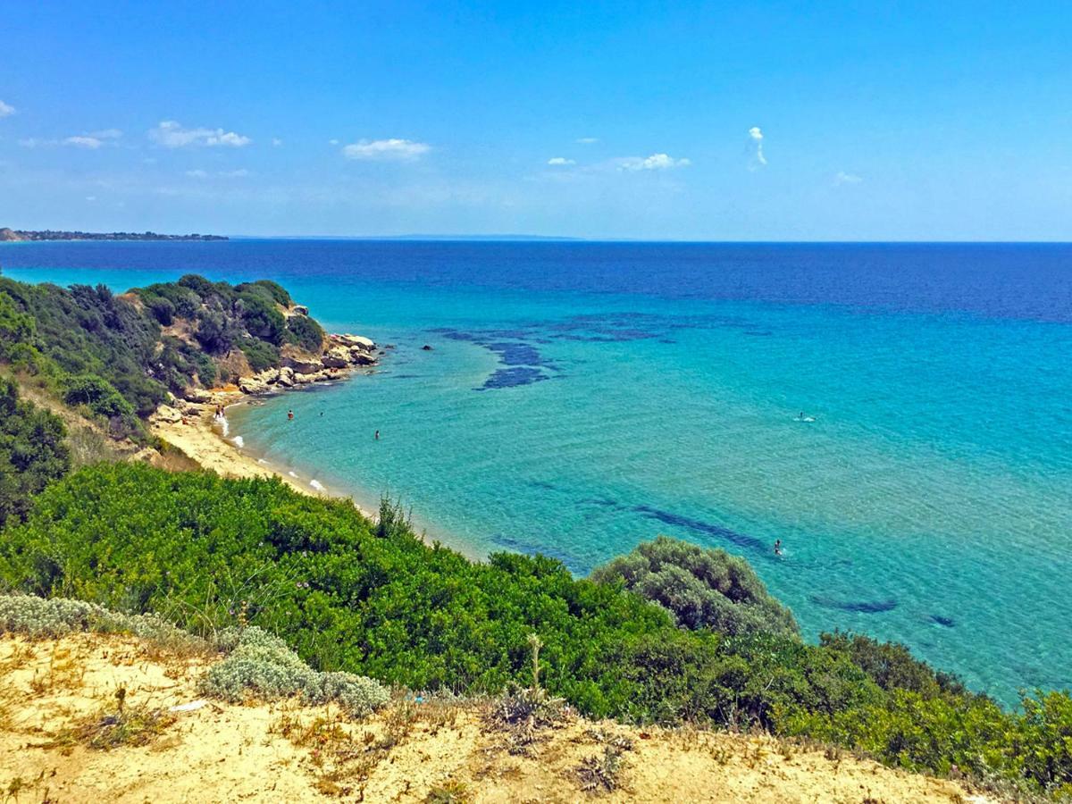 Villa Fofo - Beautiful Sea Front Villa With 650M2 Garden Nea Kallikrateia 외부 사진